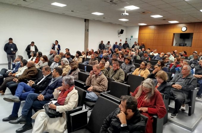 População opina sobre orçamento de Cotia